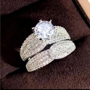 2 Pcs/set 925 Silver Plated Bridal Wedding Zircon Ring For Women Engagement NWT.